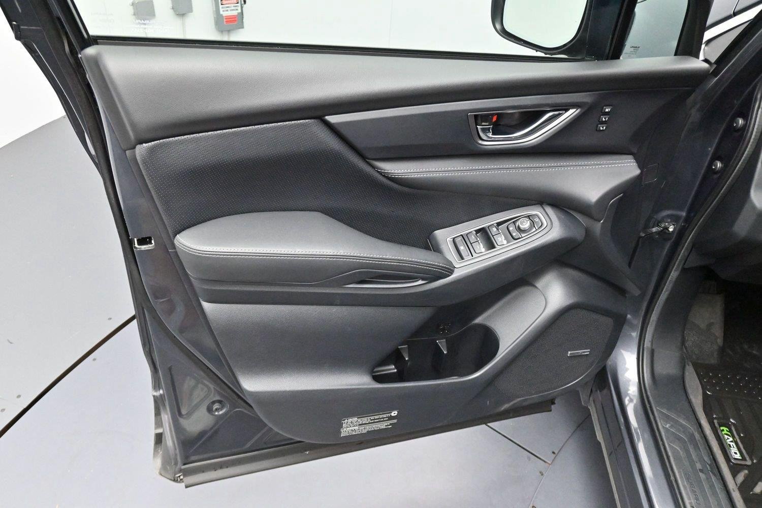 Used 2023 Magnetite Gray Metallic Subaru Limited image 9
