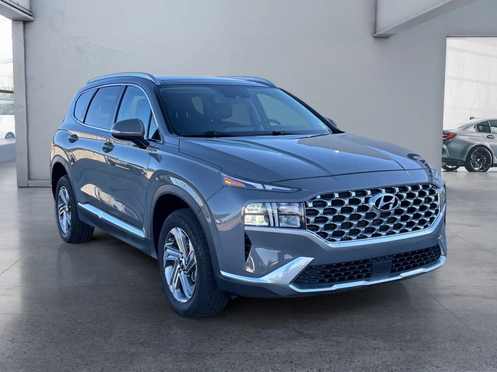 Used 2021 Gray Hyundai Preferred image 7