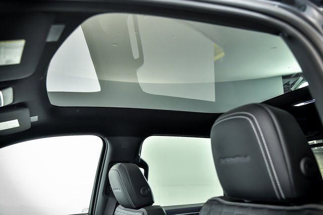 2025 GMC Sierra EV Denali - Photo 11