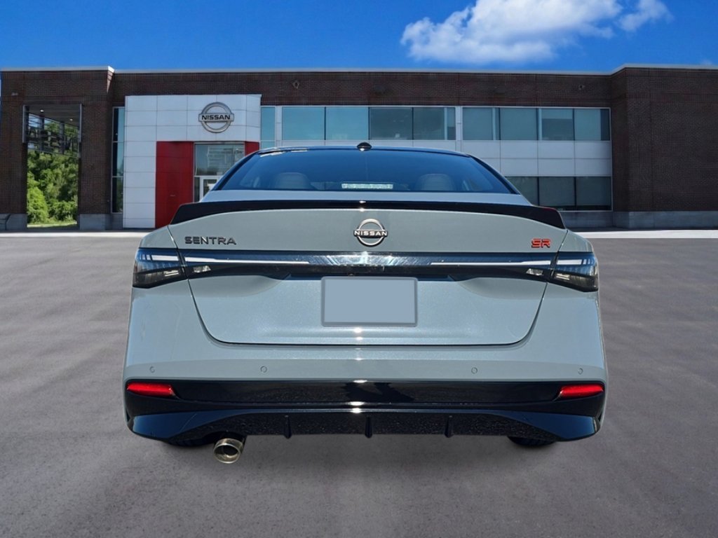 New 2027 Atlantic Gray Metallic / Super Black Two-tone Nissan SR image 3