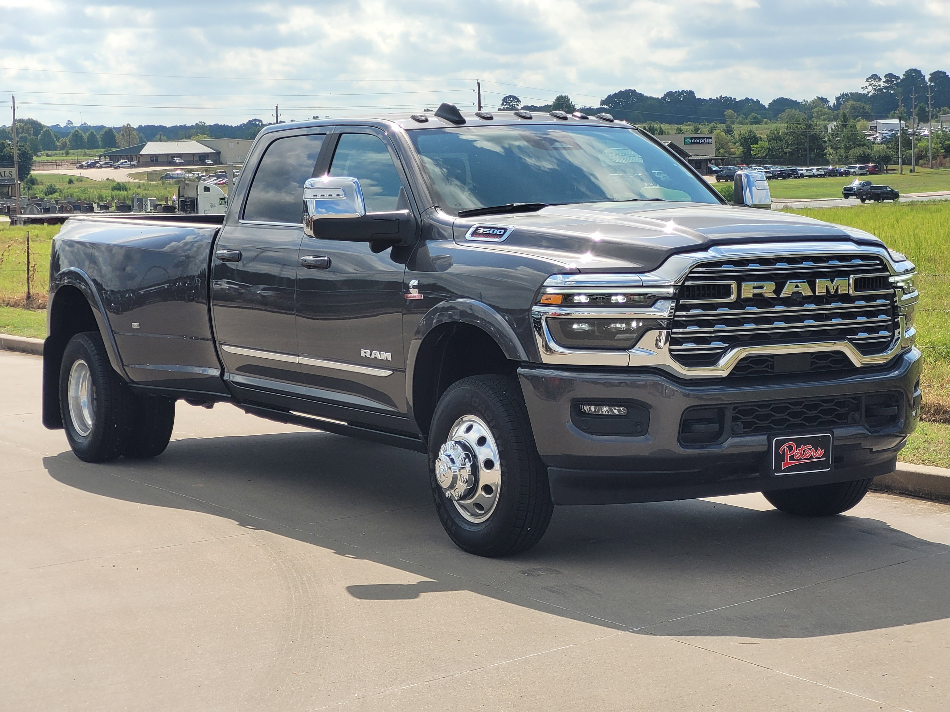2025 RAM 3500 Limited 4X4 Crew Cab LWB's photo