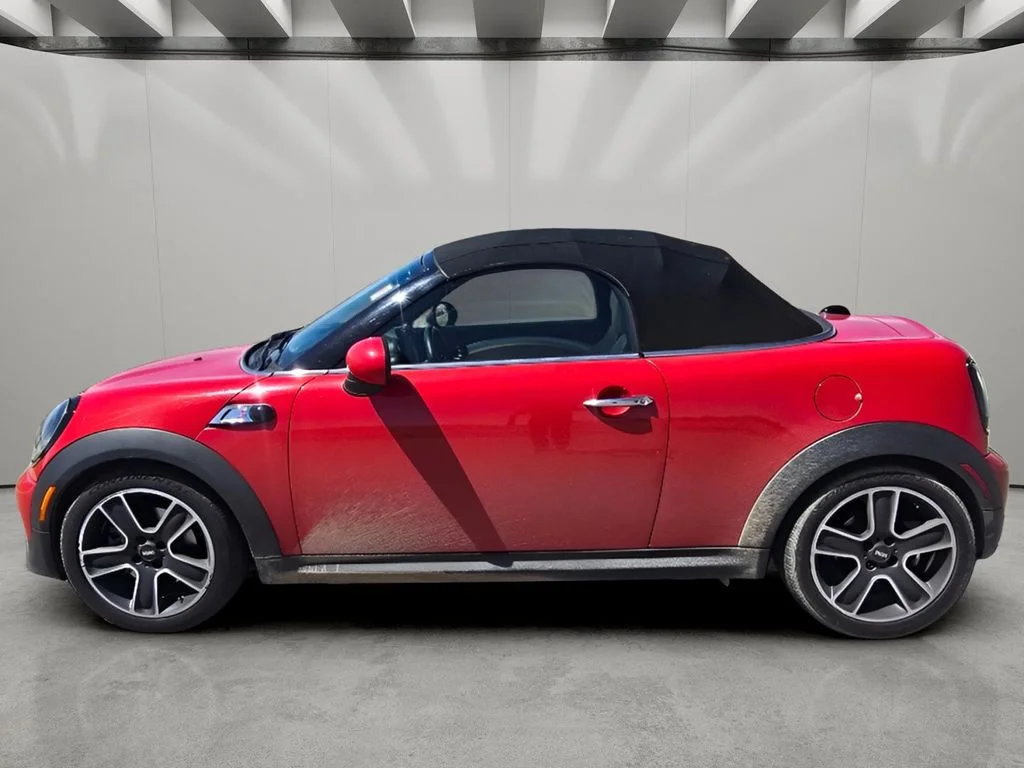 Used 2013 Chili Red MINI S image 3