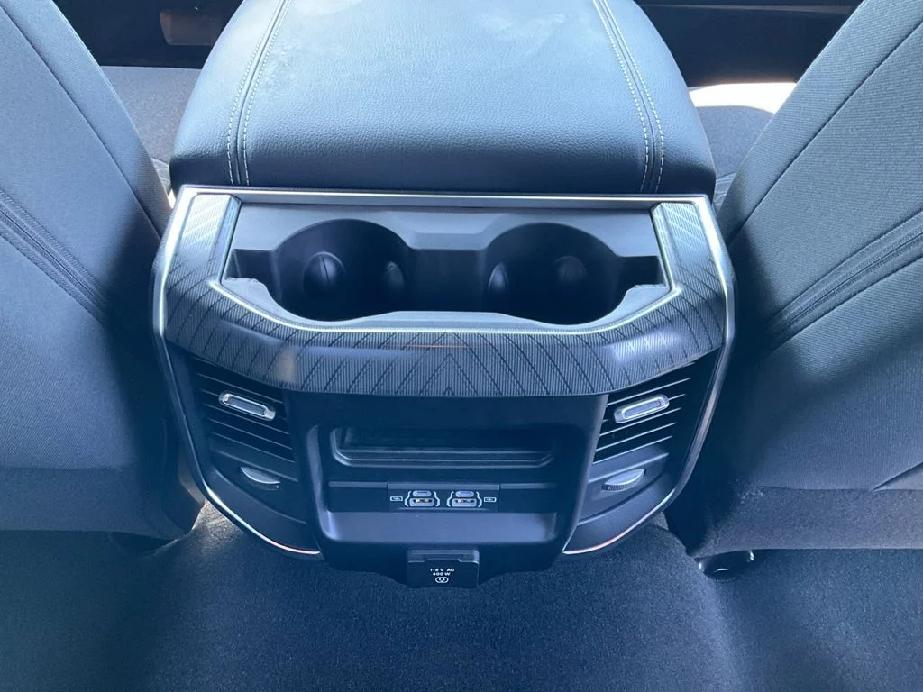 2025 RAM Ram 2500 Pickup Big Horn - Photo 12