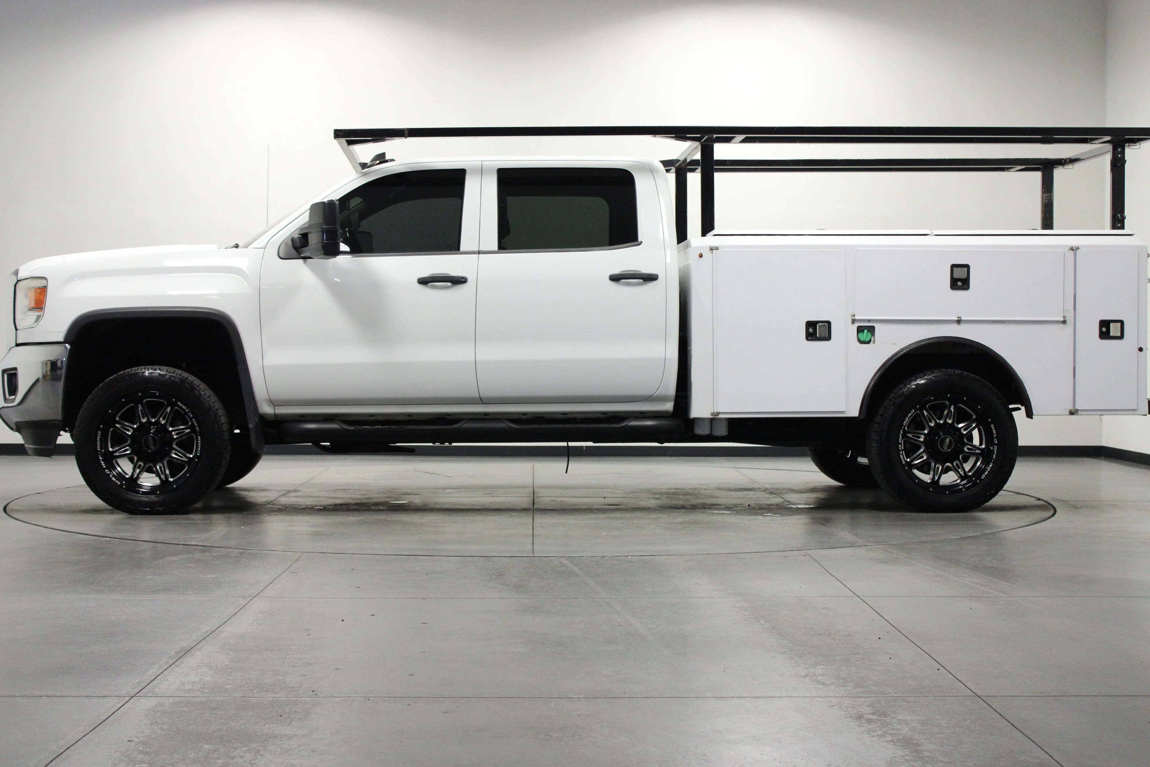 Used 2015 SUMMIT WHITE GMC SLE image 7