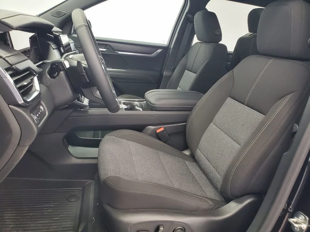 New 2026 Ebony Twilight Metallic GMC Elevation image 6