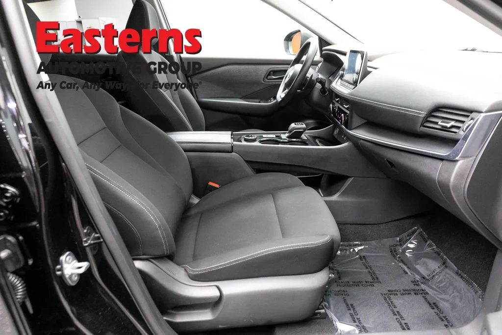 Used 2023 Black Nissan S image 25