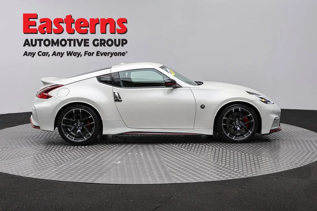 Used 2020 White Nissan Nismo image 4