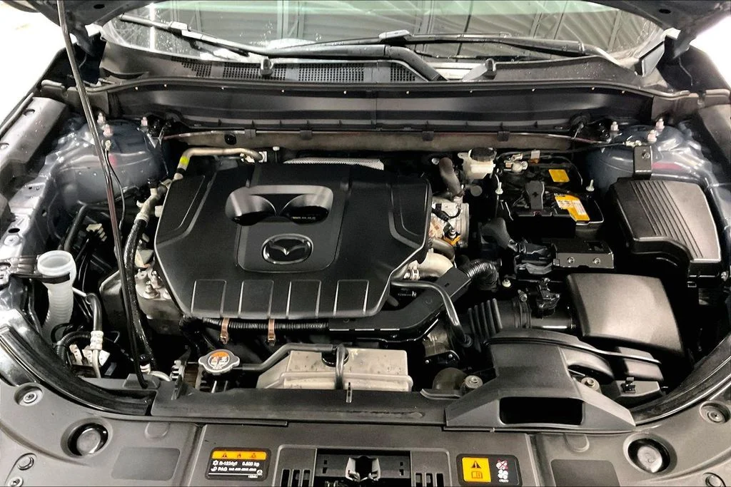 Used 2025 Gray Mazda 2.5 S Carbon Edition image 9