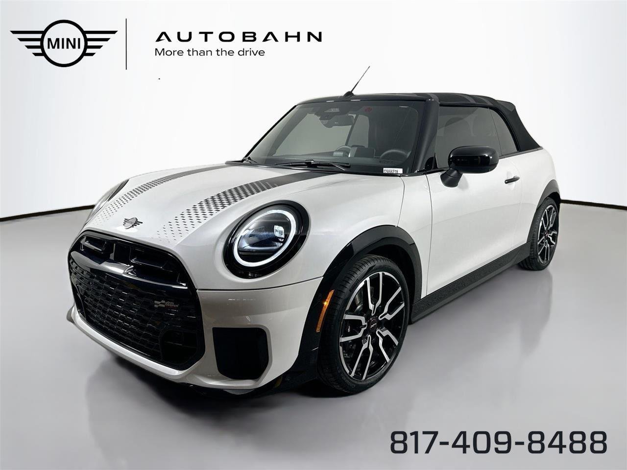 2026 MINI Convertible Cooper S's photo