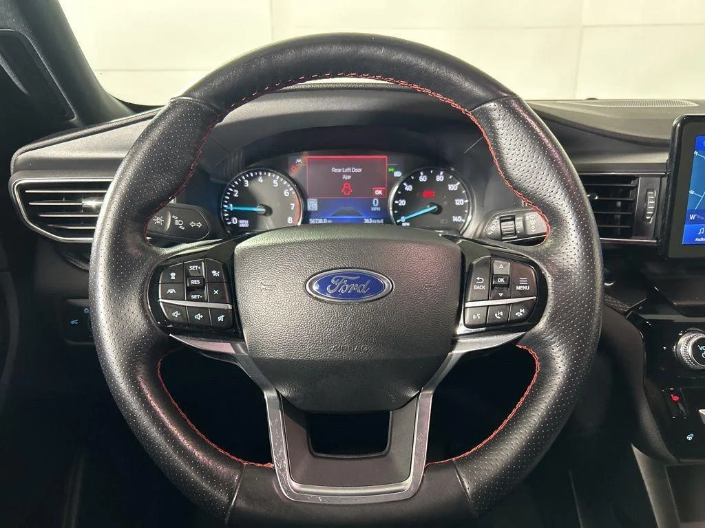 Used 2022 Black Metallic Ford ST-Line image 33