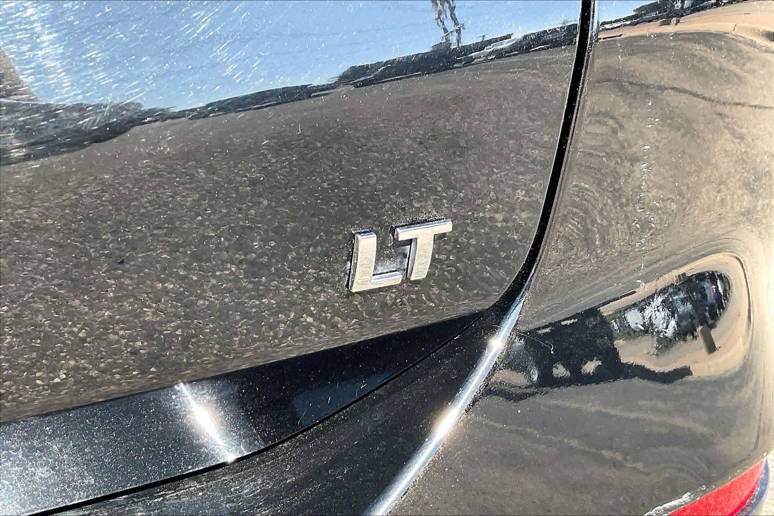 Used 2024 Mosaic Black Metallic Chevrolet LT image 10