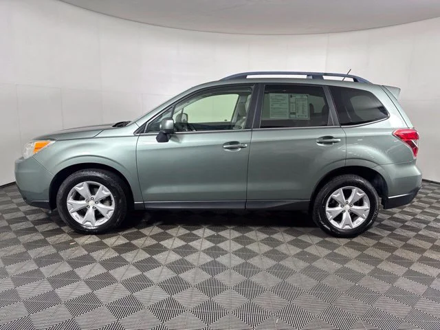 Used 2015 Green Subaru 2.5i Limited image 7