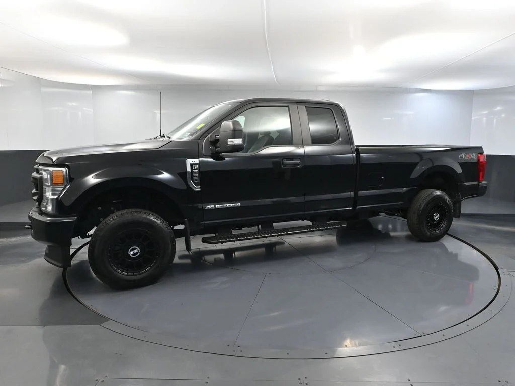 2022 Ford F-350 Super Duty XL - Photo 11
