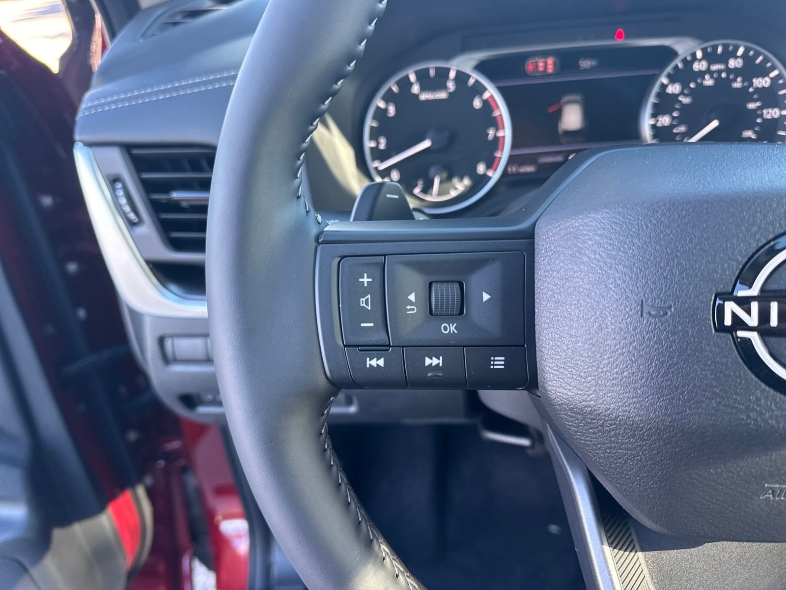 New 2026 Nissan Rogue Dark Armor 4D Sport Utility