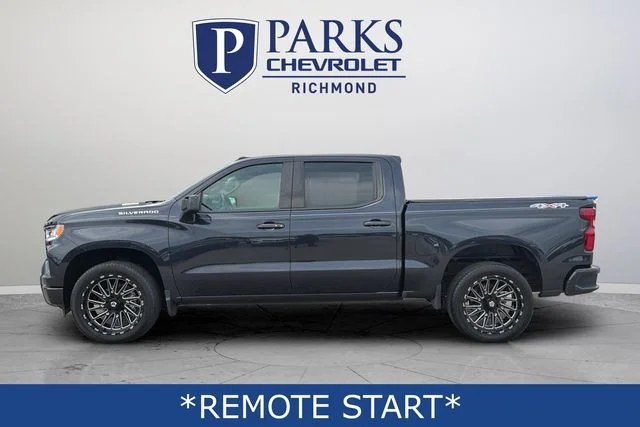 Used 2023 Gray Chevrolet RST image 5