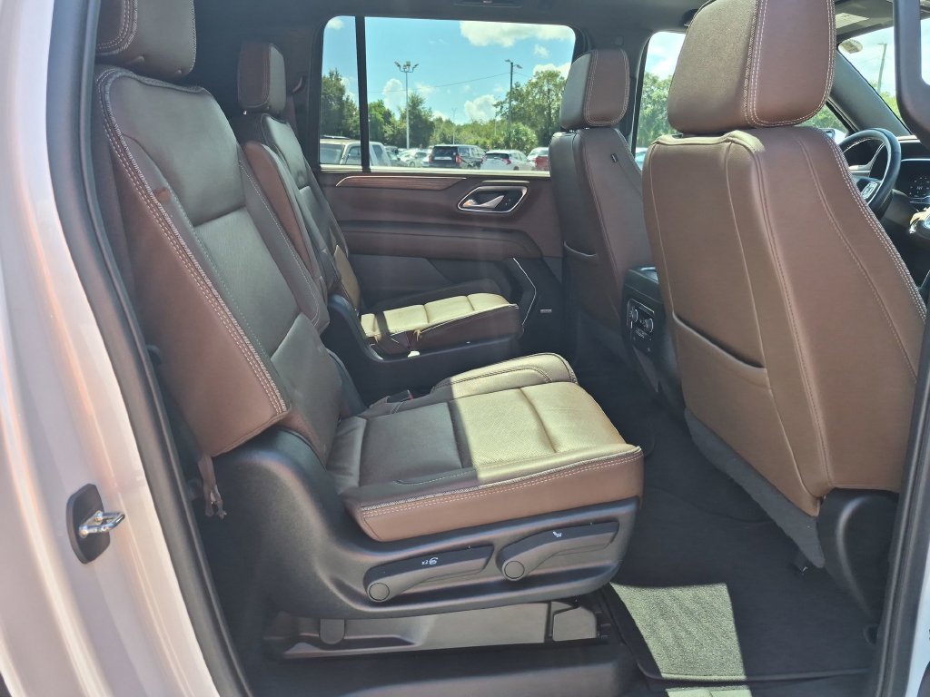 Used 2023 Beige Chevrolet High Country image 32