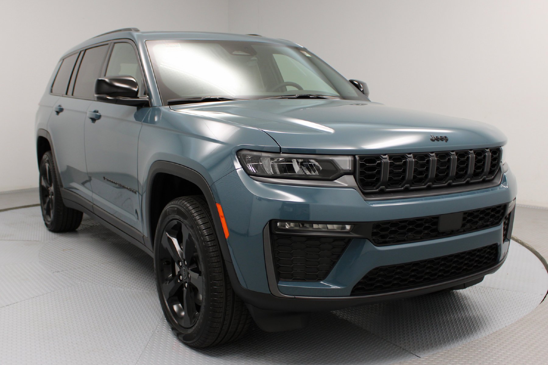 2027 Jeep Grand Cherokee L