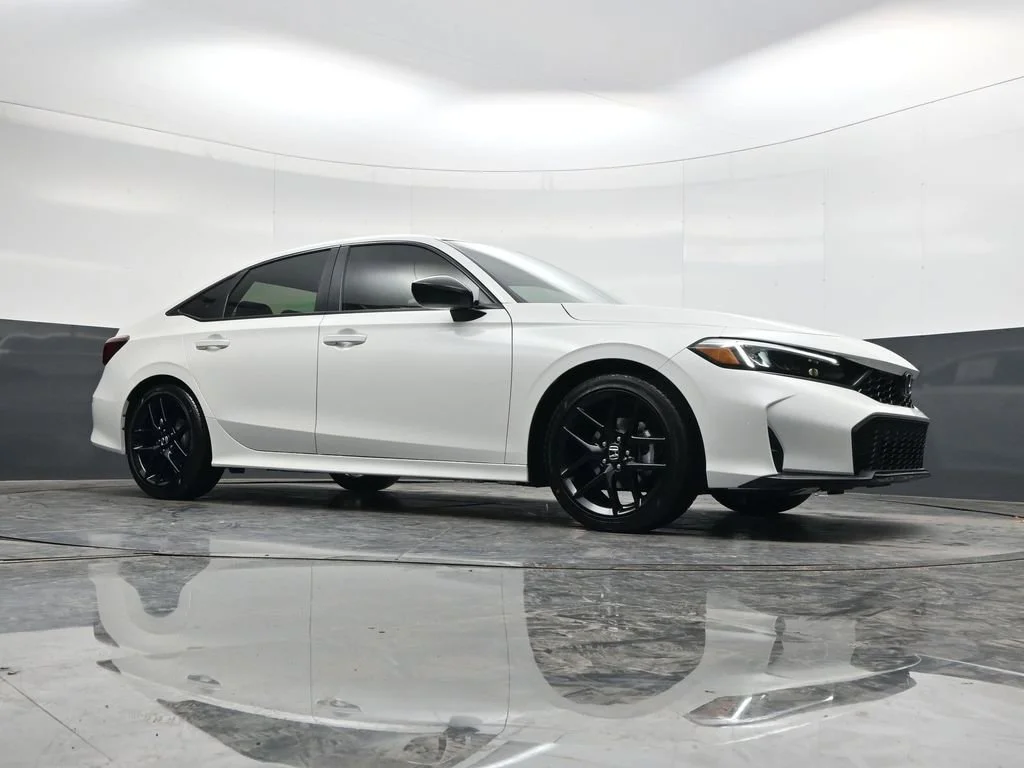 Certified Used 2026 Platinum White Pearl Honda Sport image 65