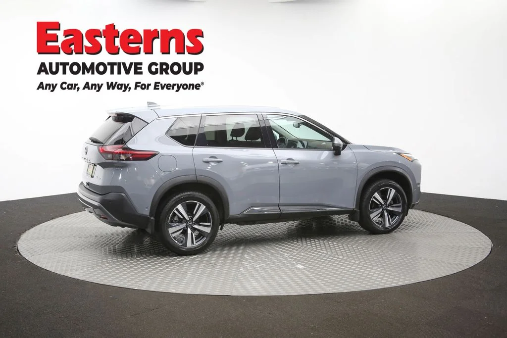 Used 2023 Gray Nissan SL image 42