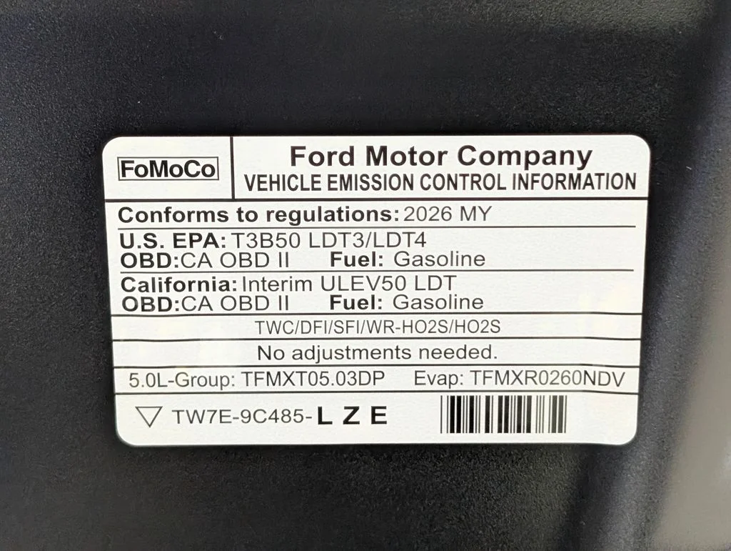 New 2026 Agate Black Metallic Ford XLT image 28