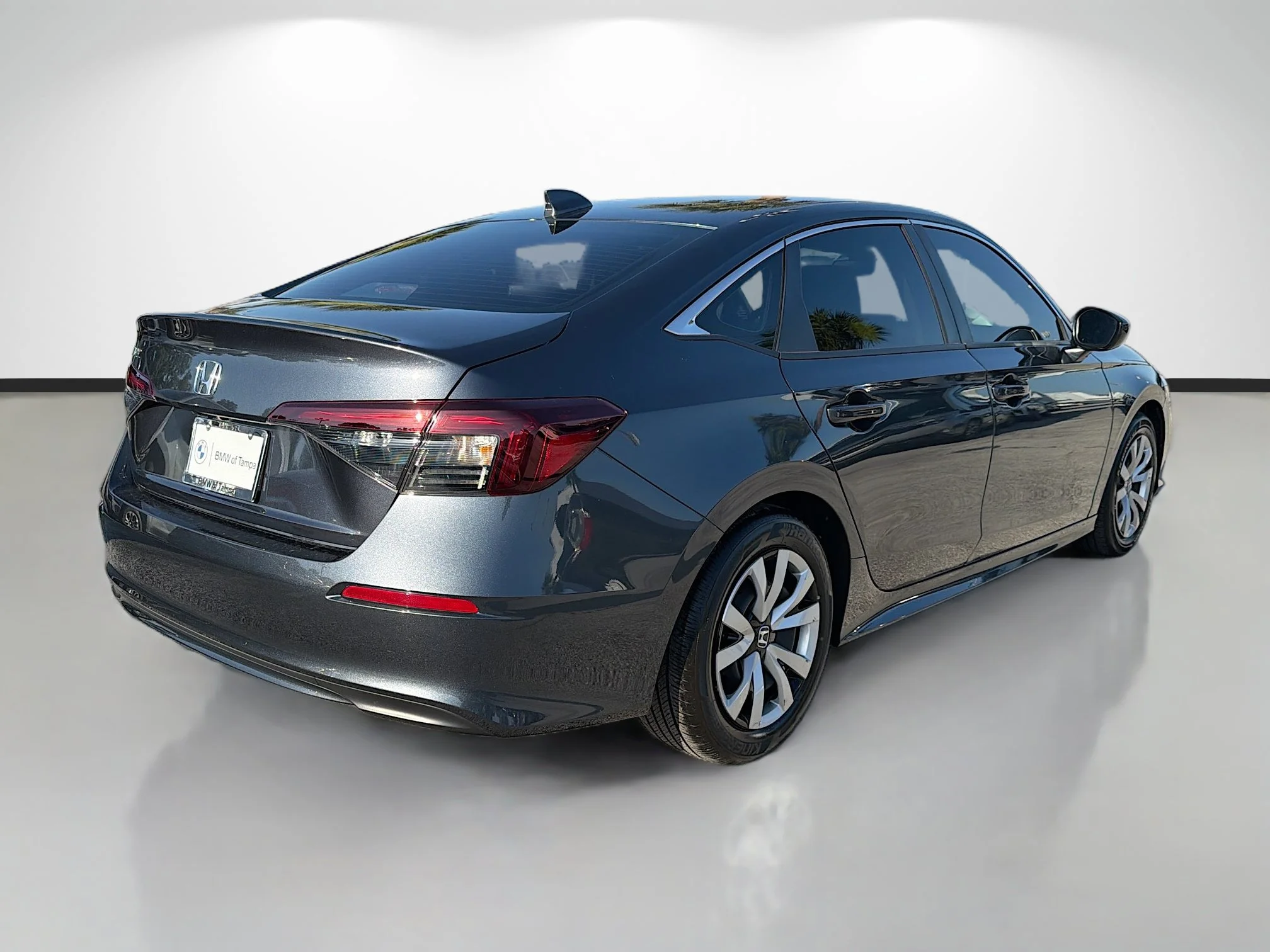 Used 2025 Meteorite Gray Metallic Honda LX image 3