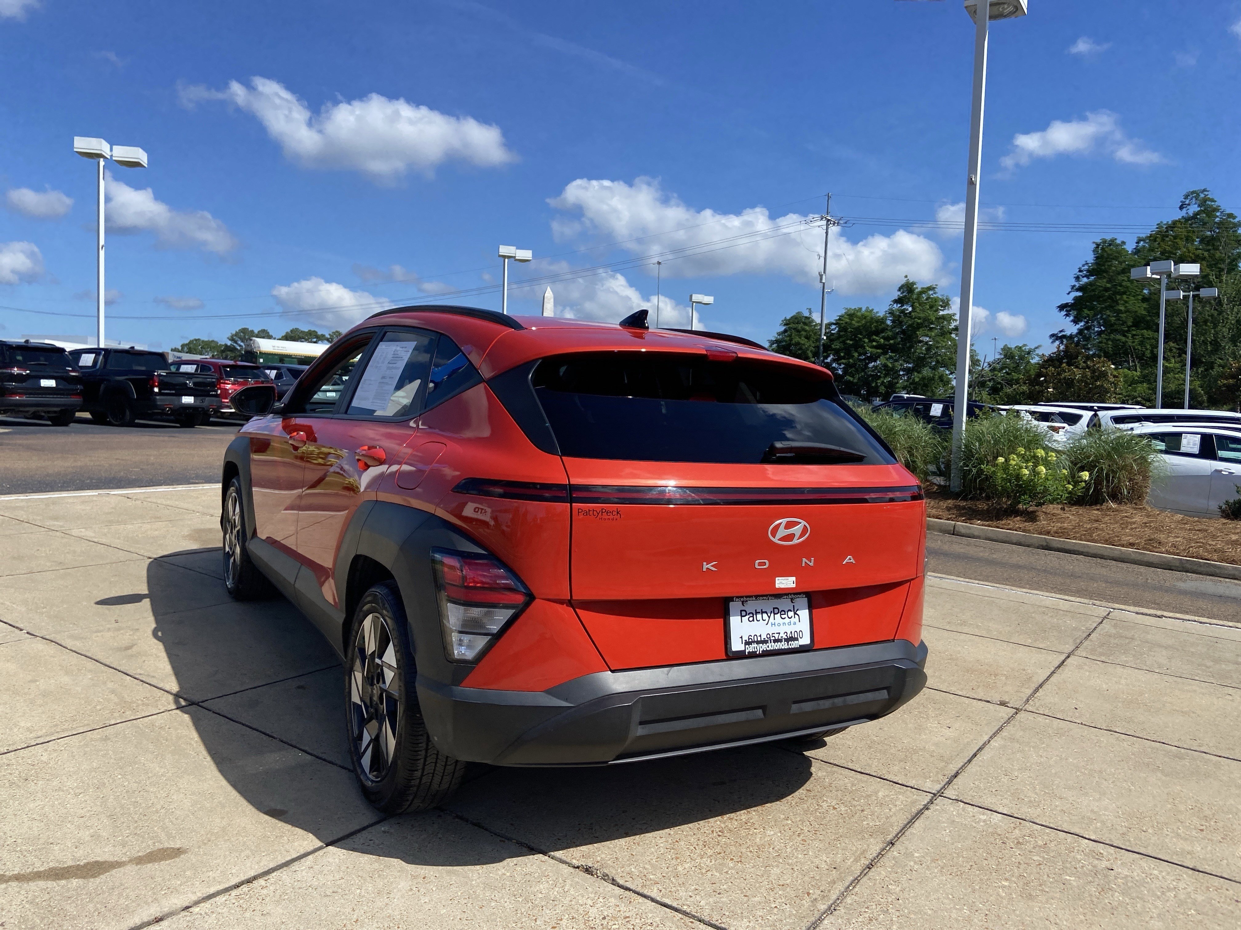 Used 2025 Soultronic Orange Pearl Hyundai SEL image 12