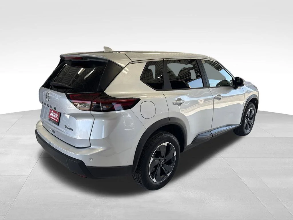 Used 2024 Silver Nissan SV image 9