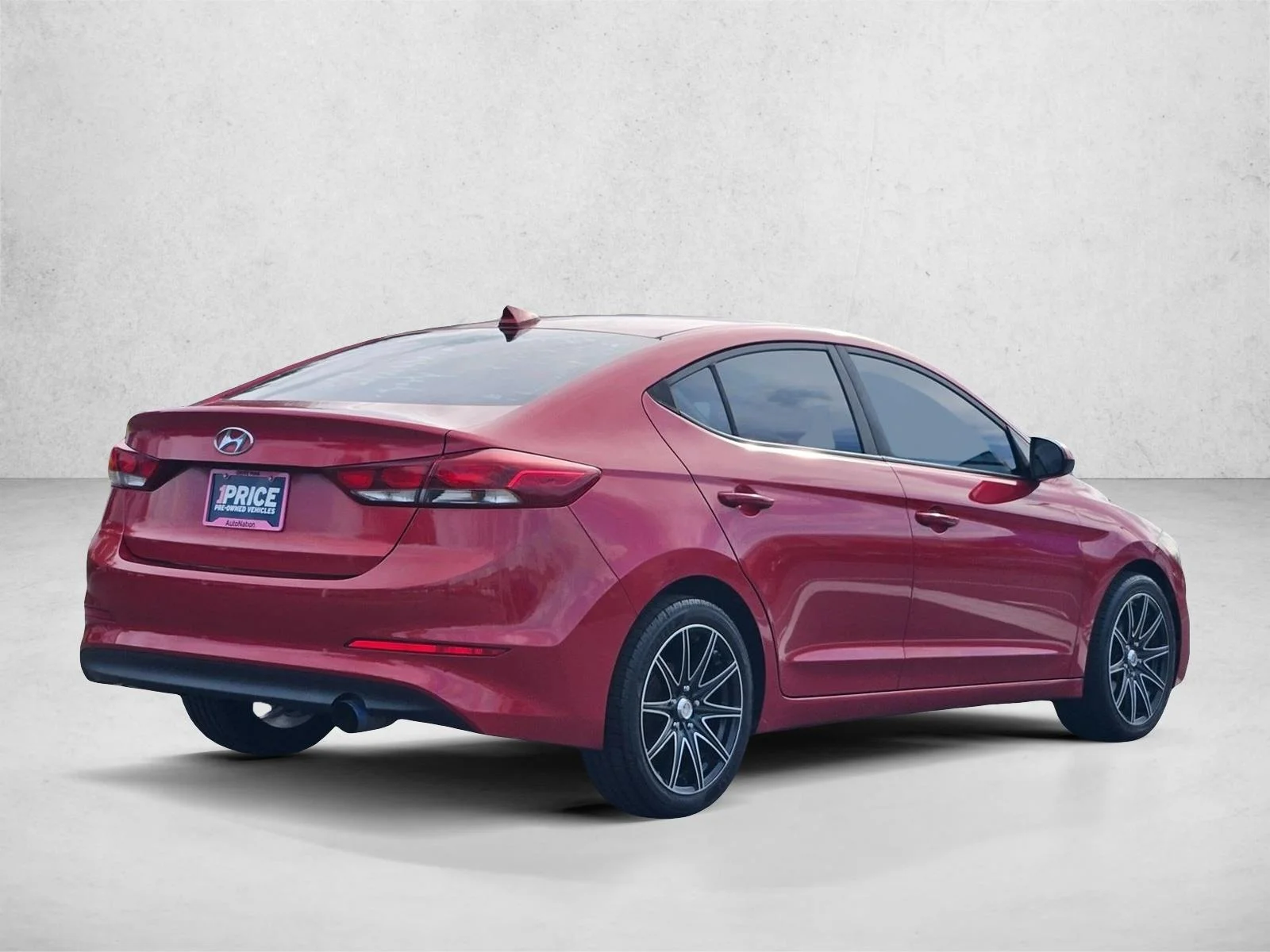 Used 2017 Scarlet Red Hyundai SE image 4