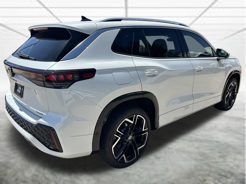 New 2026 White/off-white Volkswagen SEL R-Line Turbo image 5