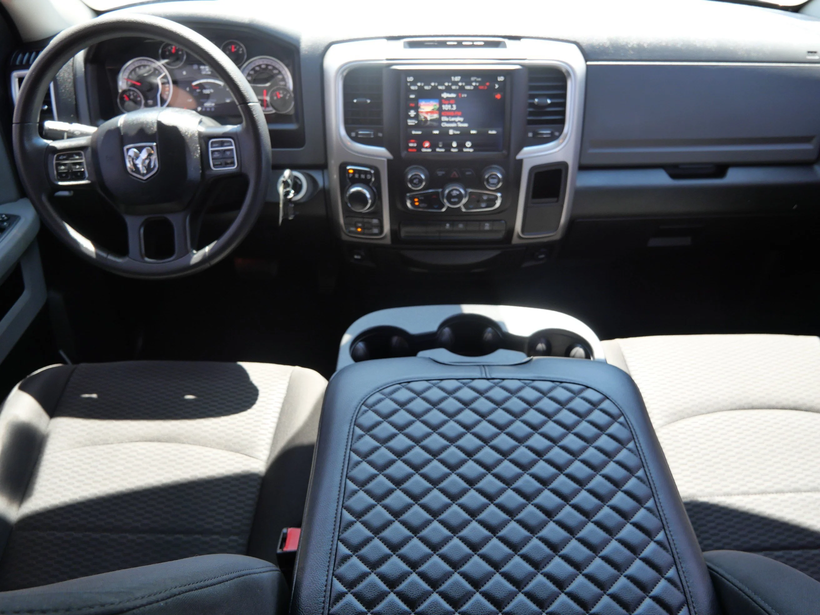 Used 2019 Granite Crystal Metallic Clearcoat Ram Warlock image 10