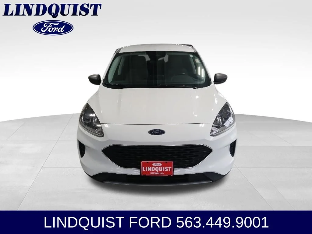 Used 2022 Oxford White Ford SE image 4