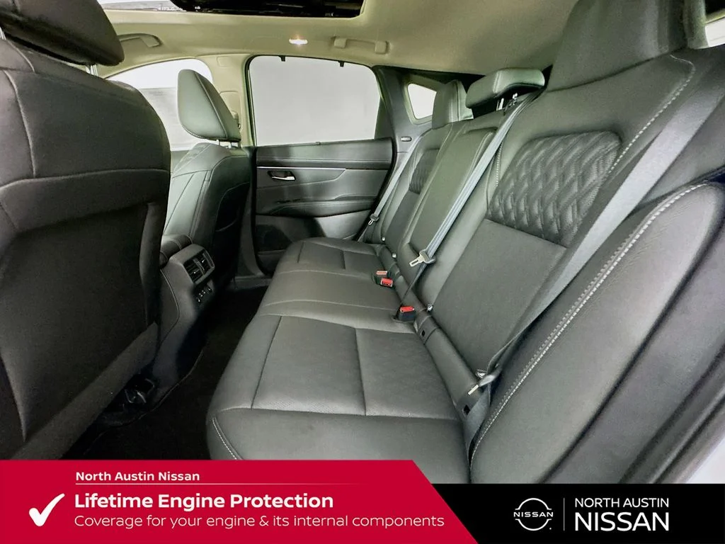 New 2026 White Nissan Platinum image 30