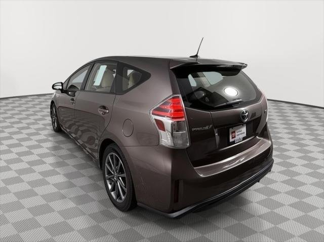 Certified Used 2016 TOASTED WALNUT PEARL Toyota  image 12