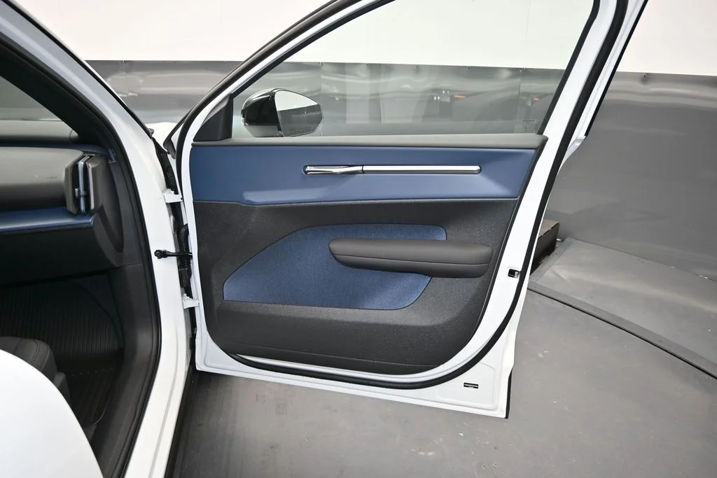 New 2026 Crystal White Volvo Twin Motor Performance Plus image 18