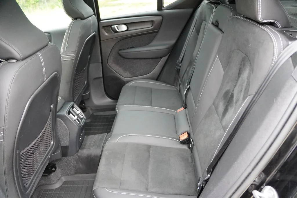 Used 2023 Black Volvo Ultimate image 16