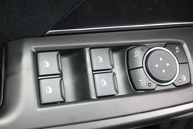 New 2026 Avalanche Ford Lariat® image 7