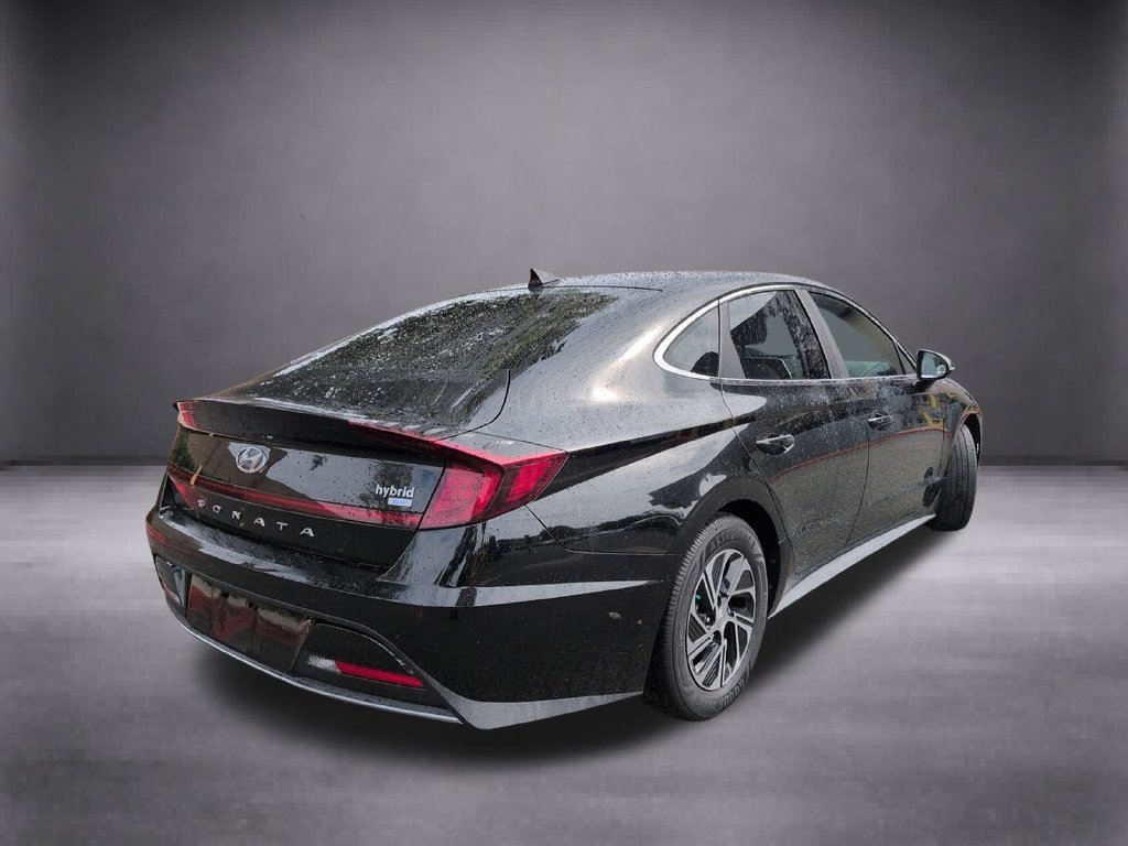 Used 2020 Black Hyundai Blue image 8