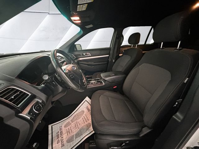 Used 2016 White Ford XLT image 7