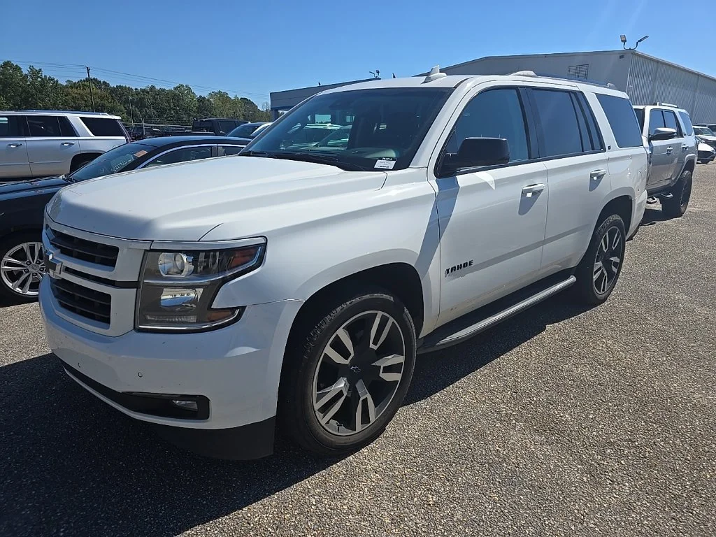 Used 2018 SUMMIT WHITE Chevrolet LT image 1