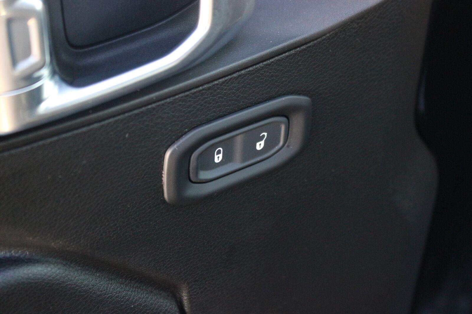 Used 2021 Black Jeep Unlimited 80th Anniversary image 13