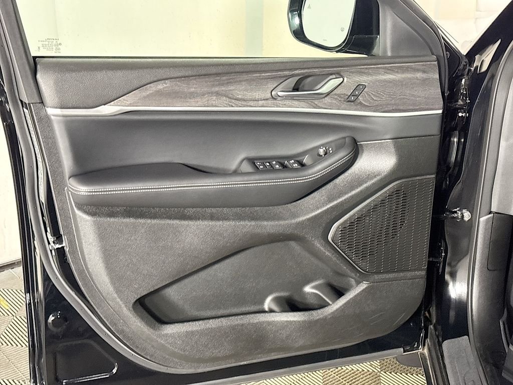 Used 2025 Black Jeep Limited image 10