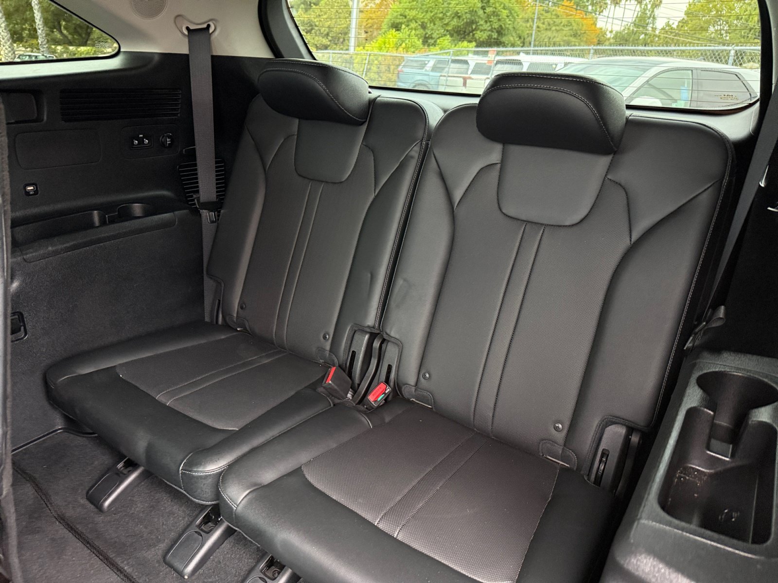 Used 2022 Silver Kia X-Line SX Prestige image 21