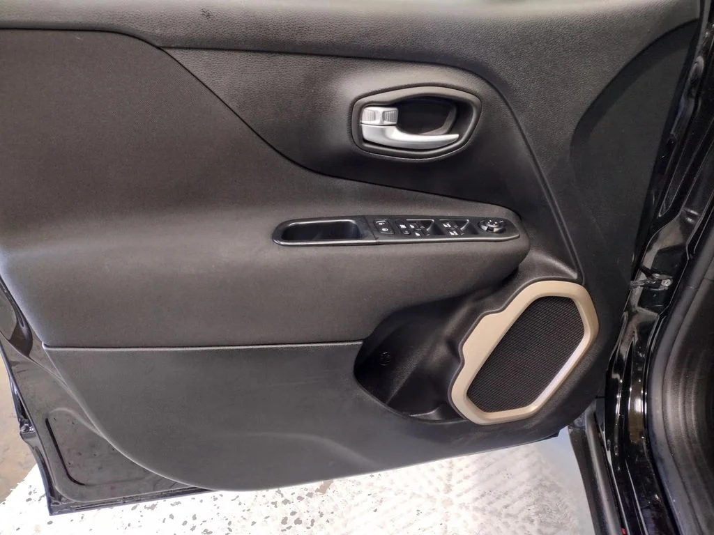 Used 2017 Black Jeep Sport image 18