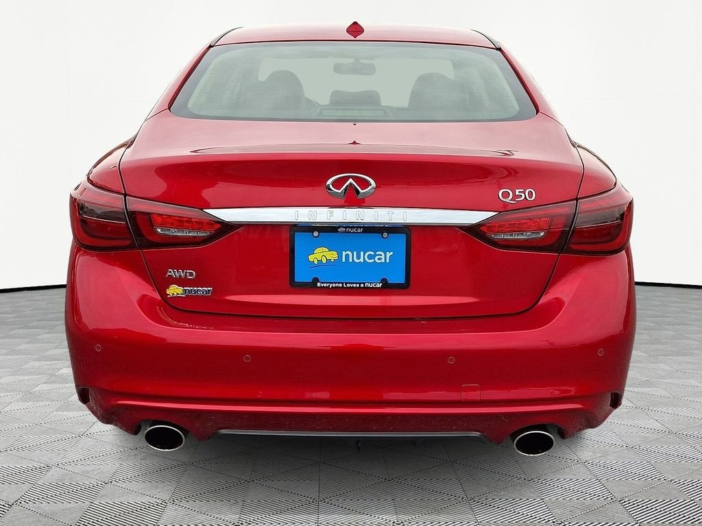 Used 2023 Red INFINITI LUXE image 5