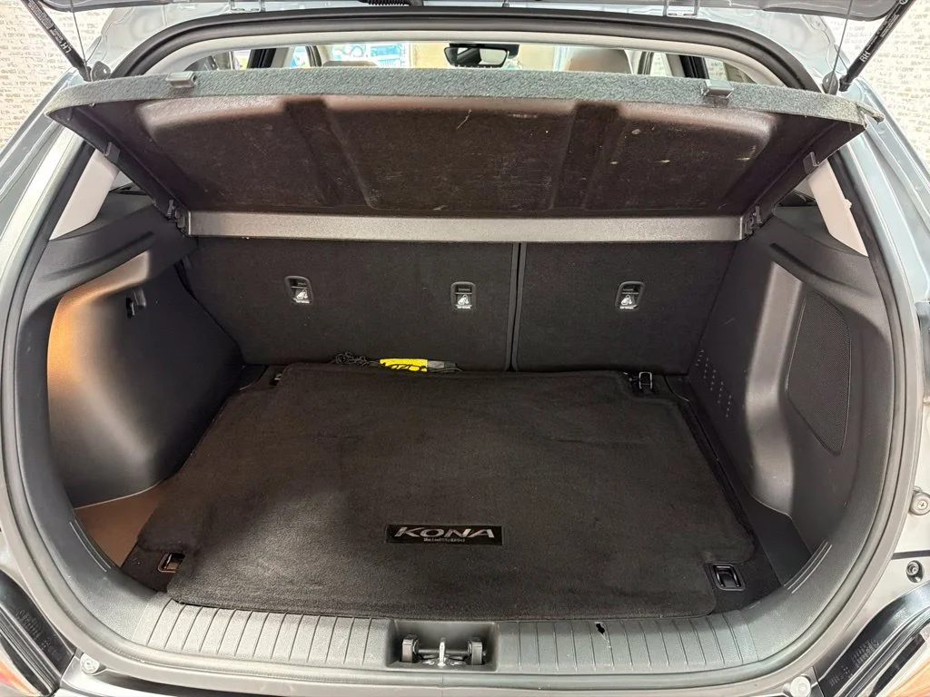 Used 2023 Ecotronic Gray Hyundai Limited image 12