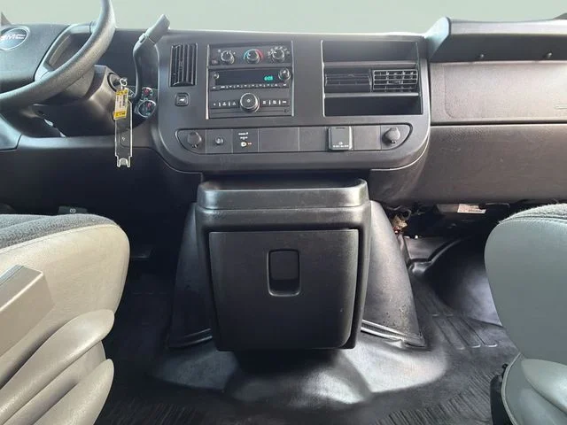 Used 2025 White GMC Work Van image 26