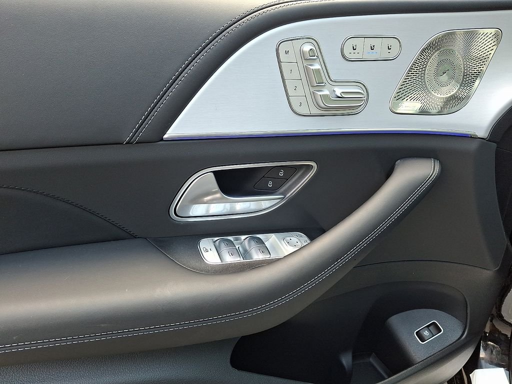 New 2026 Obsidian Black Metallic Mercedes-Benz GLE 63 S AMG® image 8