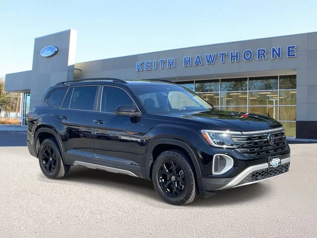 2024 Volkswagen Atlas 2.0T Atlas Peak Edition SEL 4MOTION's photo