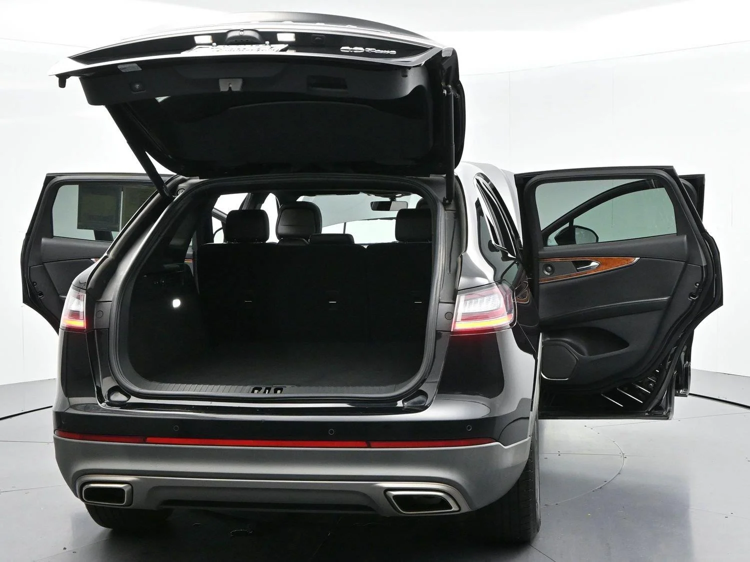 Used 2020 Infinite Black Lincoln Reserve image 49