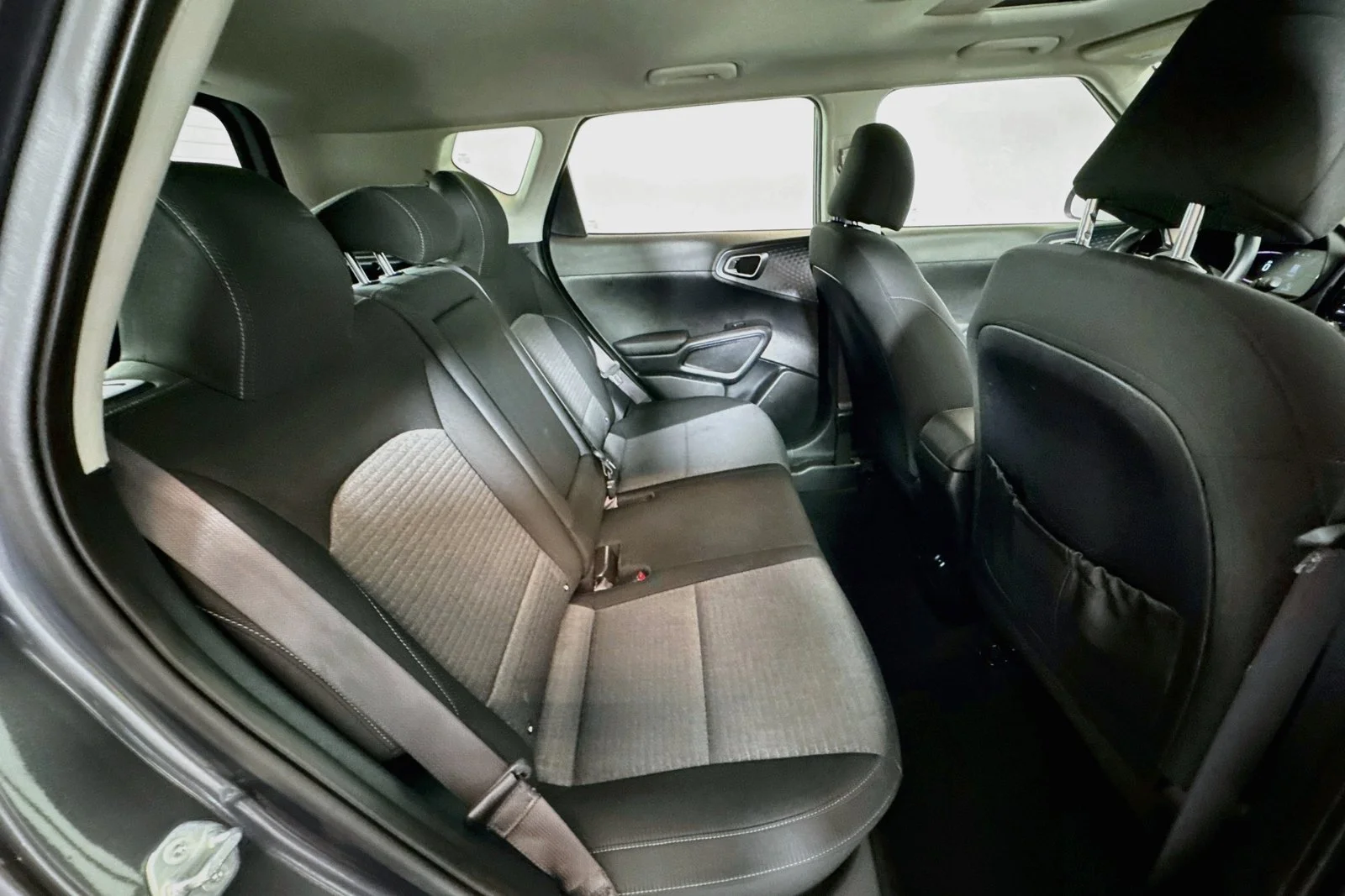 Used 2023 Gravity Gray Kia EX image 26